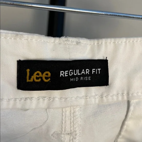 NWT Lee White Flat Front Chino Shorts Regular Fit Mid Rise 9” Inseam Size 18 - Picture 5 of 6